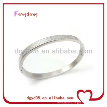 2014 new design popular 316L stainless steel engraved bangle